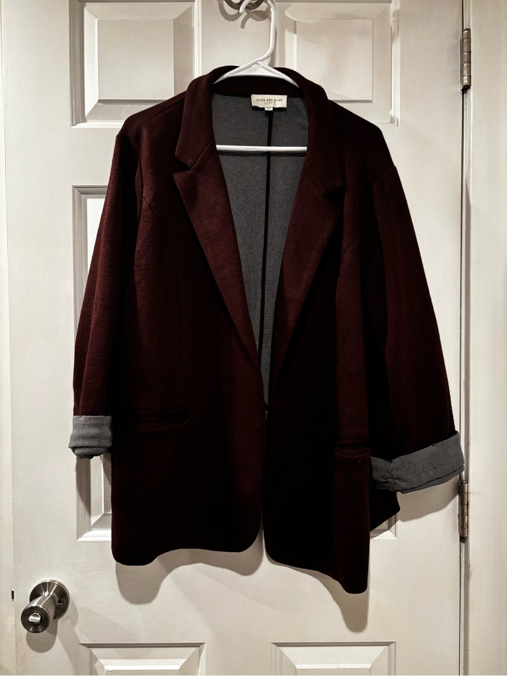 Skies Are Blue Burgundy Open-Front Blazer